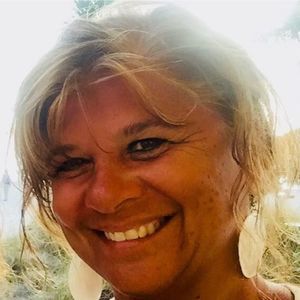 Meet your Posher, Renee